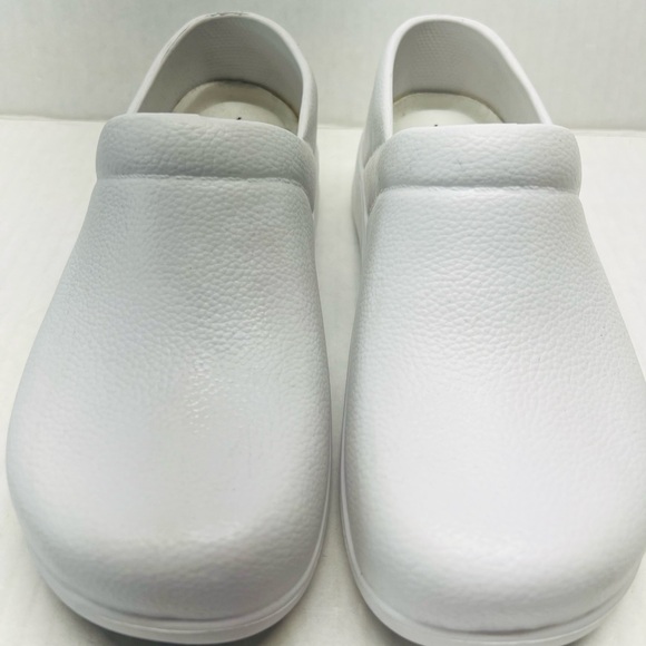 Step Z Memory Foam Shoes - Picture 2 of 9